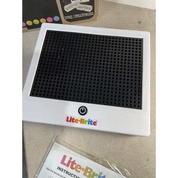 Lite Brite Magic Screen Bonus Set 326 Pieces - Picture 9 of 10